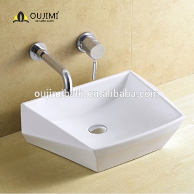 sanitaryware basin diamond toilet bowl / diamond water closet one piece basin